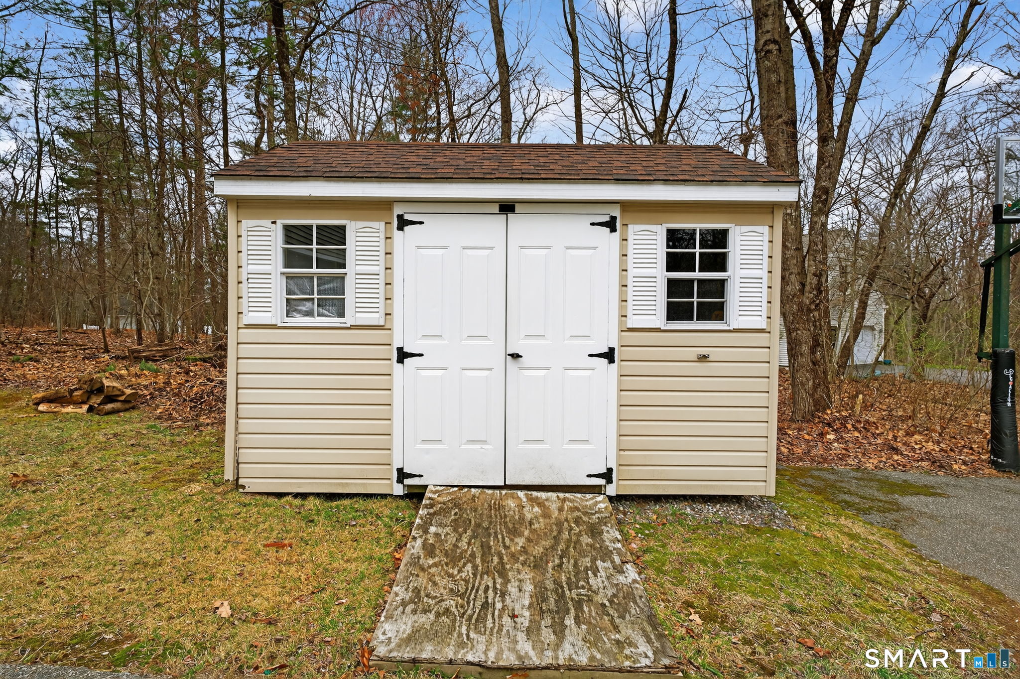 137 Birch Road Mansfield CT 06268