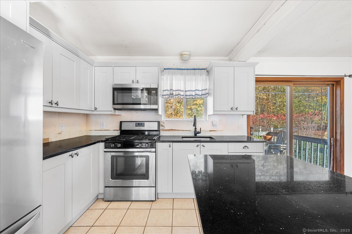 79 Cottonwood Lane Montville CT 06382