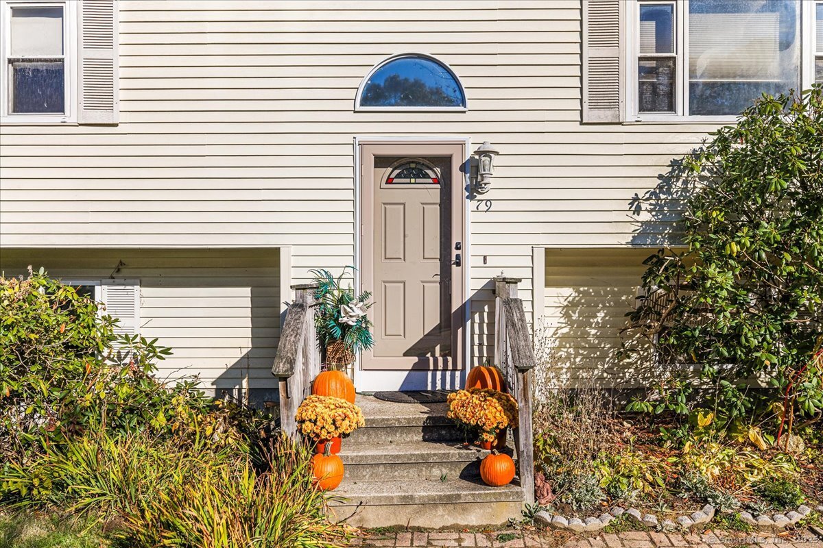 79 Cottonwood Lane Montville CT 06382