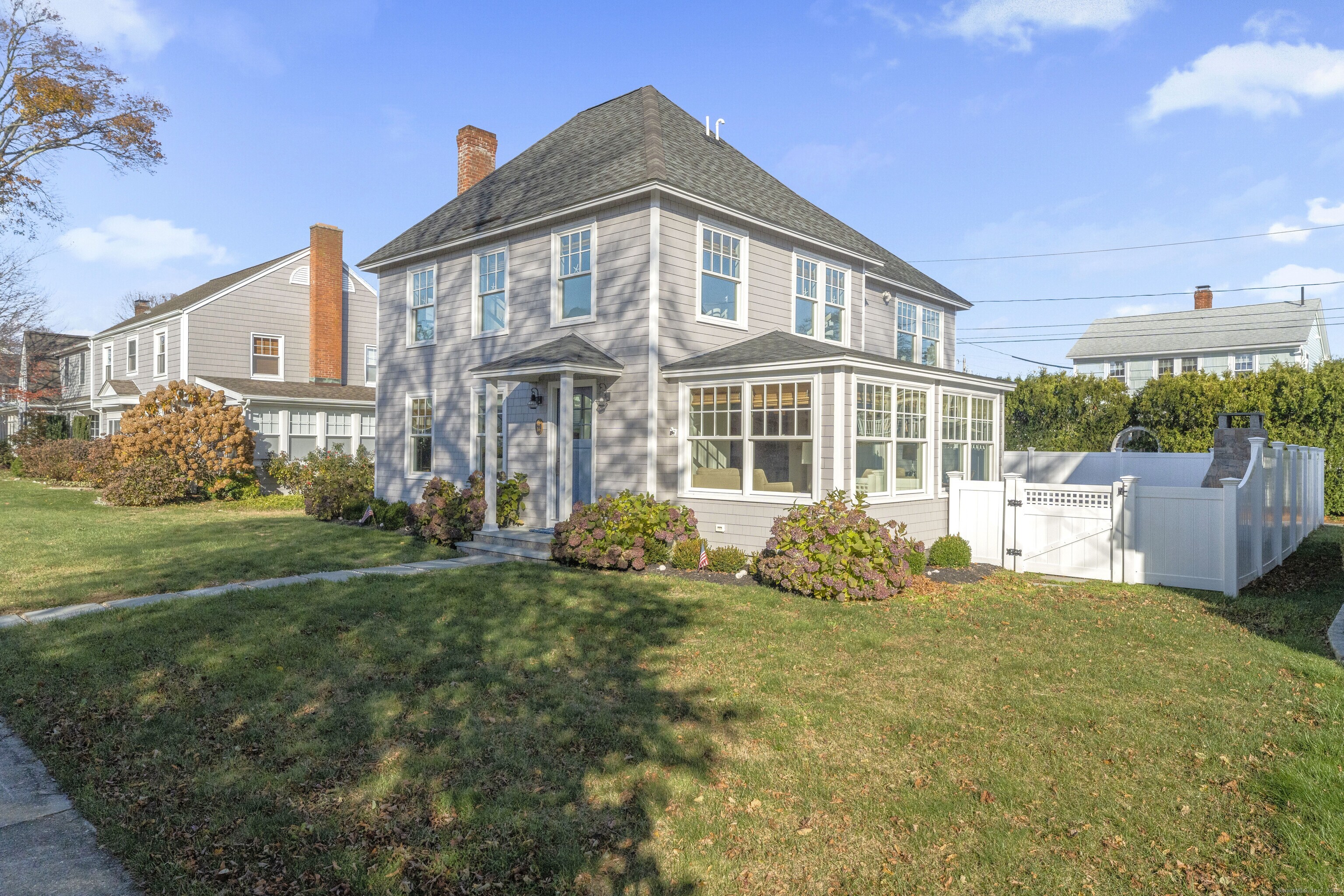 16 East Walk Clinton CT 06413