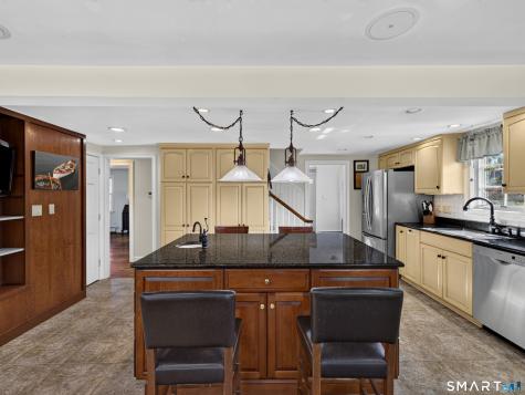 18 Shepard Street Old Saybrook CT 06475