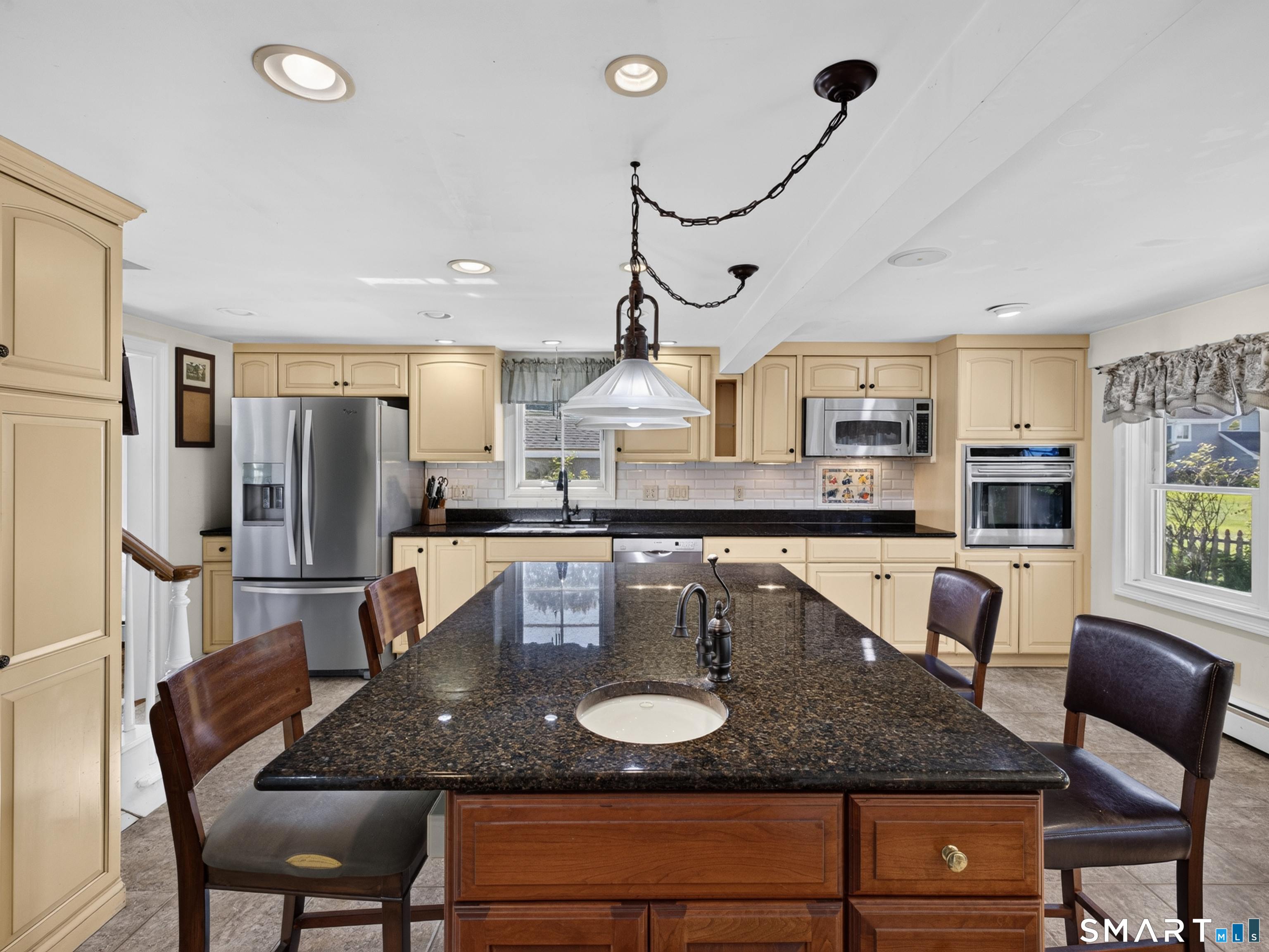 18 Shepard Street Old Saybrook CT 06475