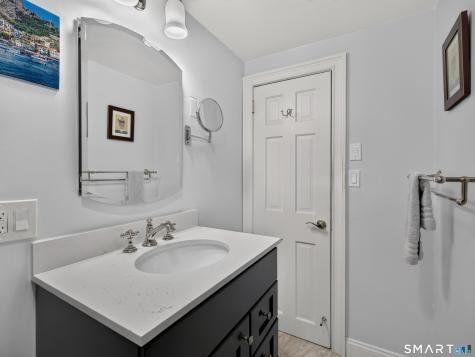 18 Shepard Street Old Saybrook CT 06475