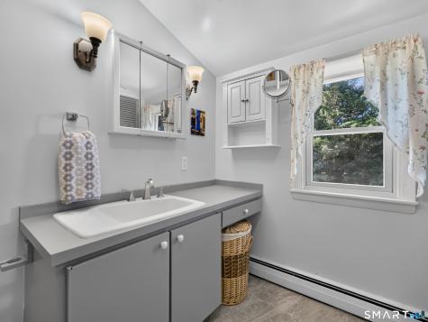 18 Shepard Street Old Saybrook CT 06475