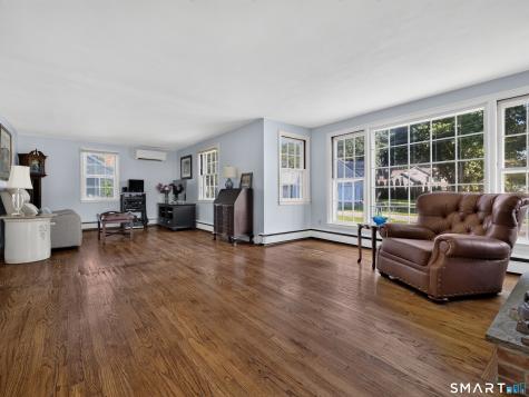 18 Shepard Street Old Saybrook CT 06475