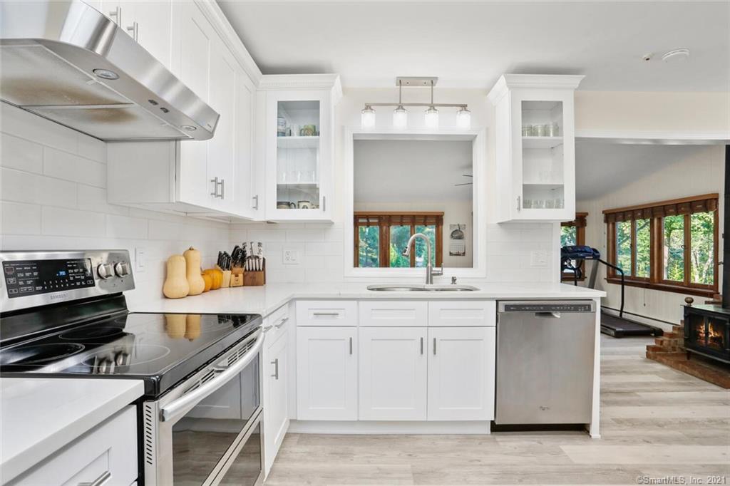 6 Weatherbell Drive Norwalk CT 06851