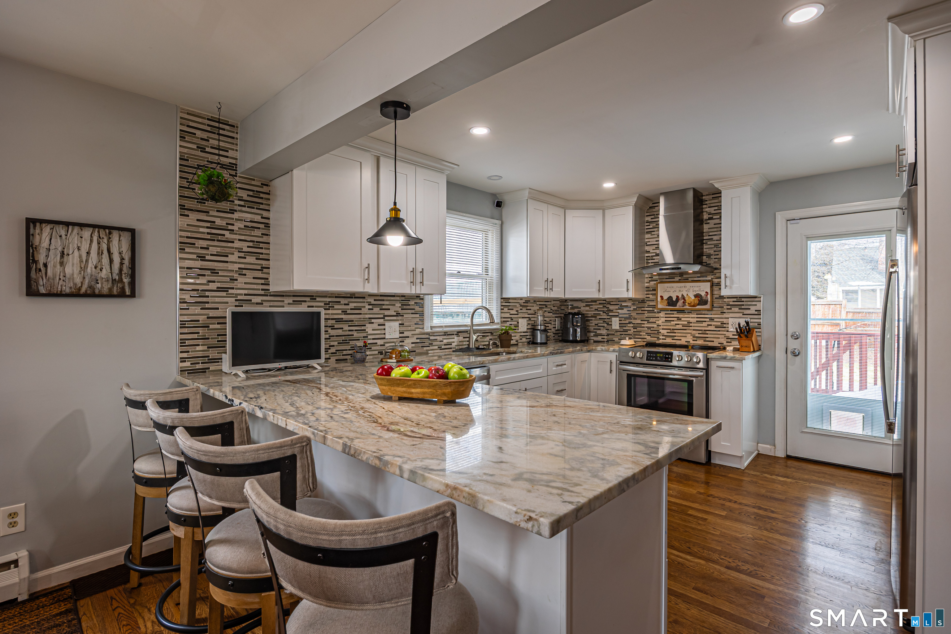 206 Sterling Street Fairfield CT 06825