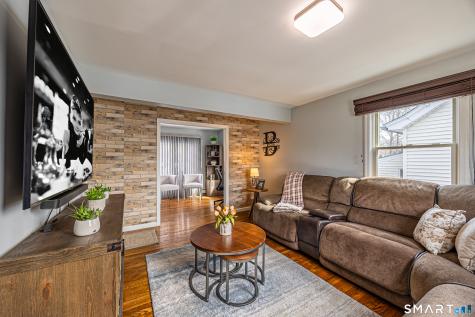 206 Sterling Street Fairfield CT 06825