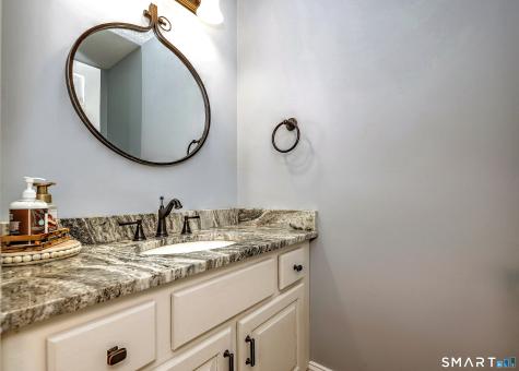 236 Maple Shade Road Middletown CT 06457