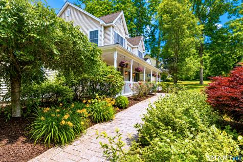 236 Maple Shade Road Middletown CT 06457