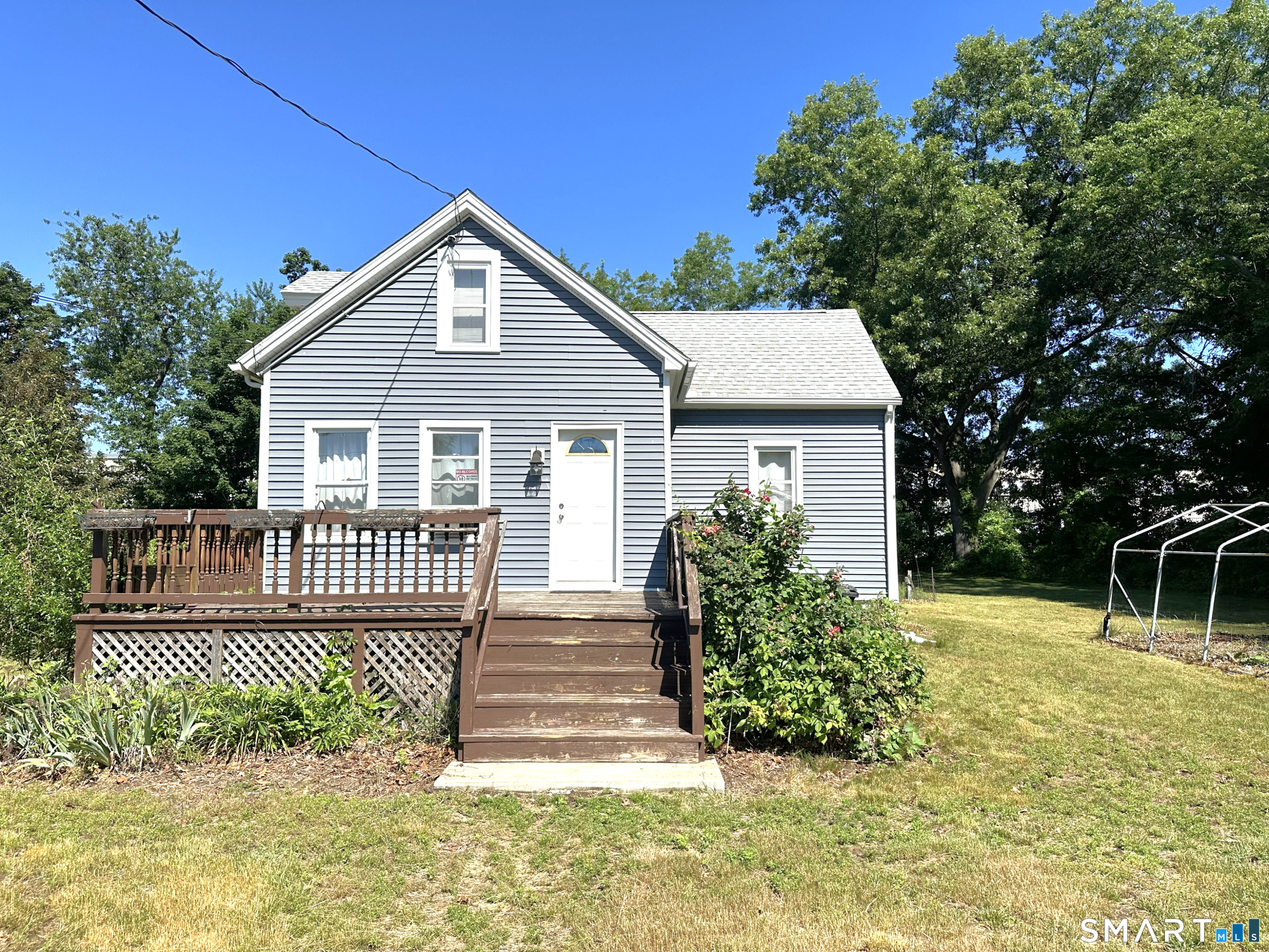 61 Clark Avenue North Haven CT 06473