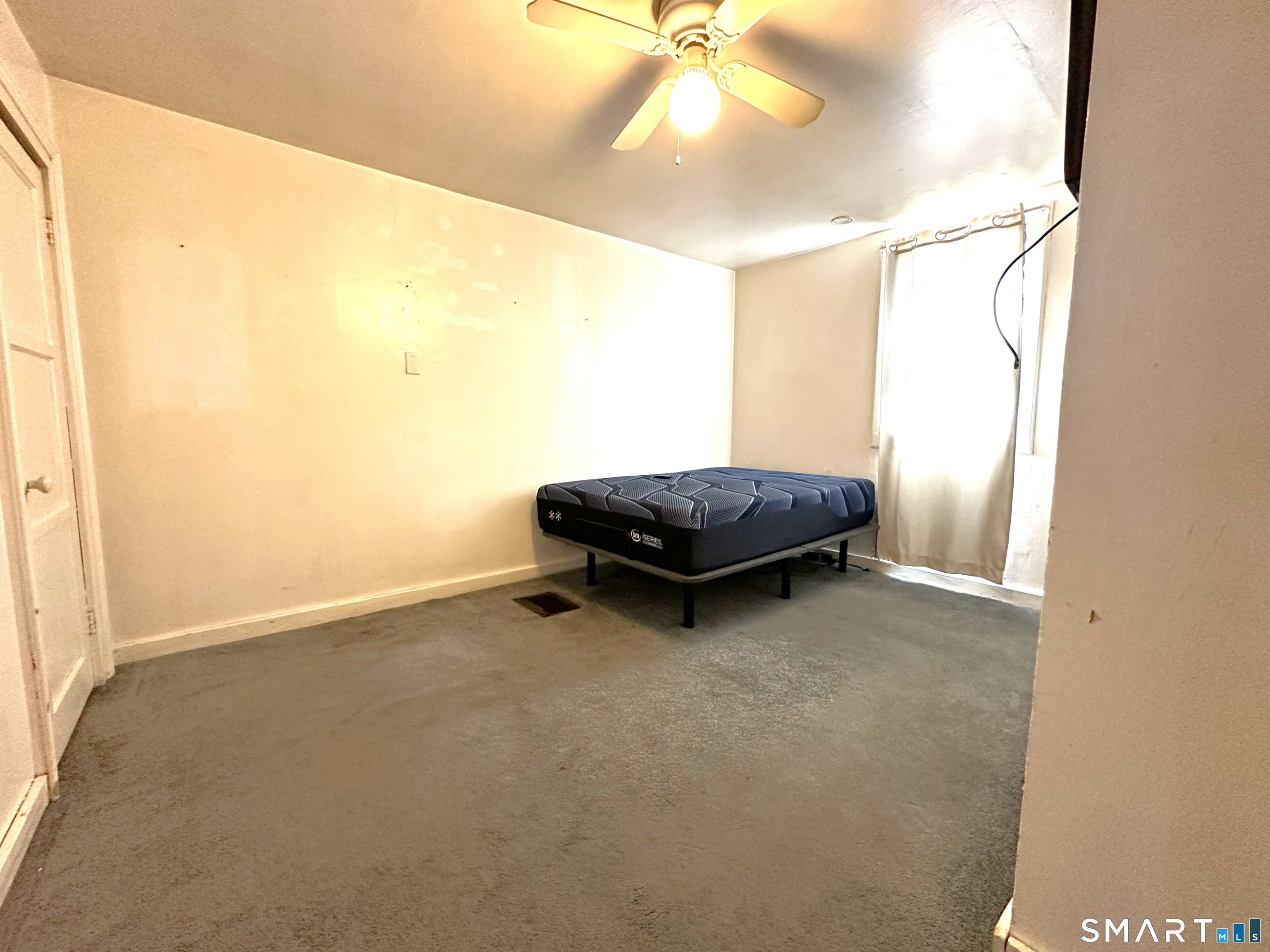 61 Clark Avenue North Haven CT 06473