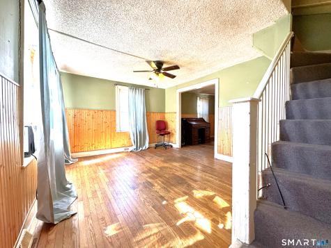 61 Clark Avenue North Haven CT 06473