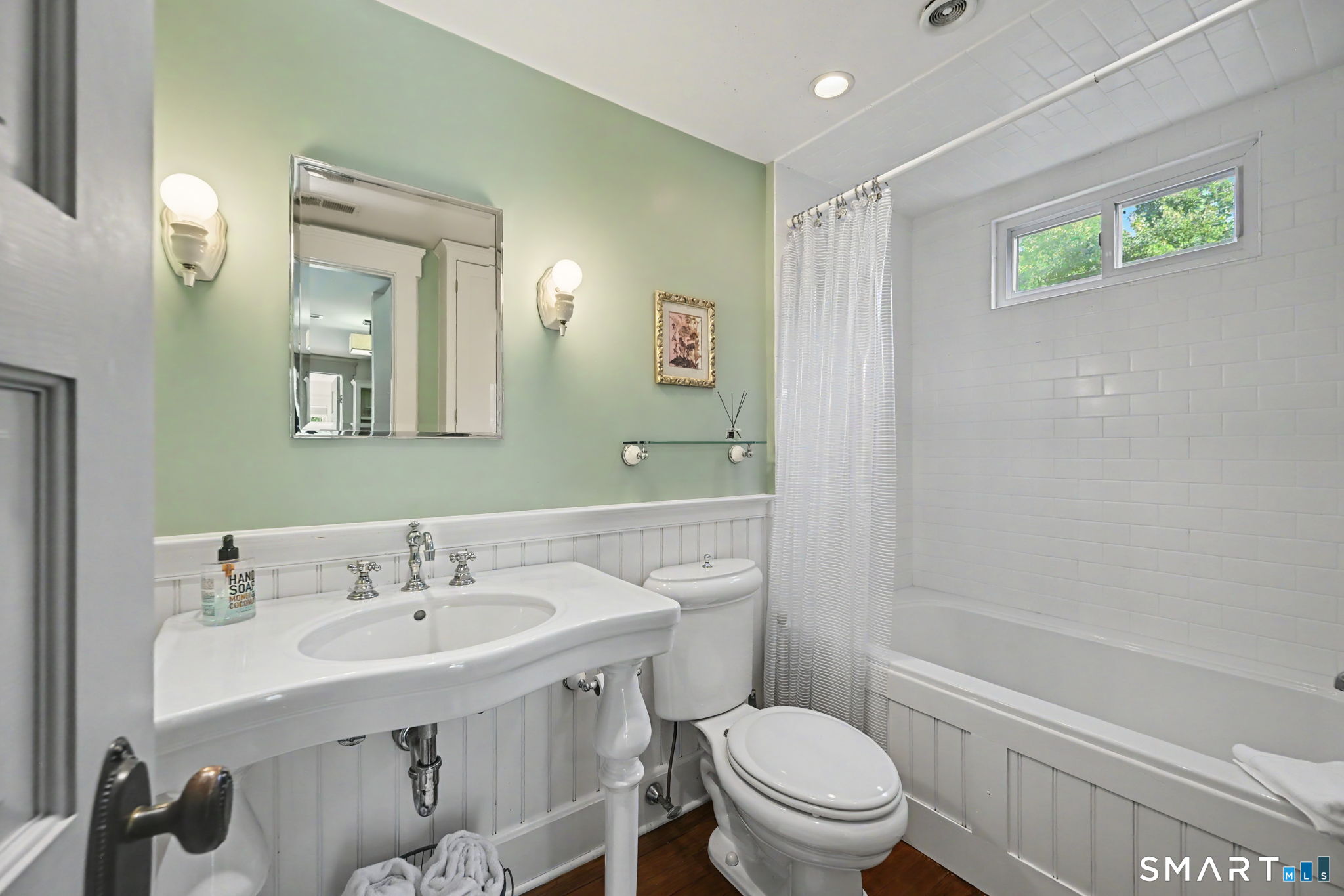 143 Chestnut Hill Road Wilton CT 06897
