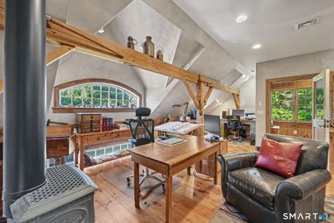 143 Chestnut Hill Road Wilton CT 06897