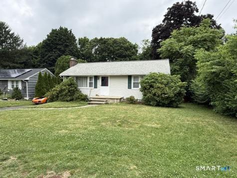 31 Charles Street Southington CT 06479