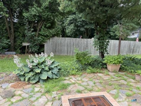 31 Charles Street Southington CT 06479