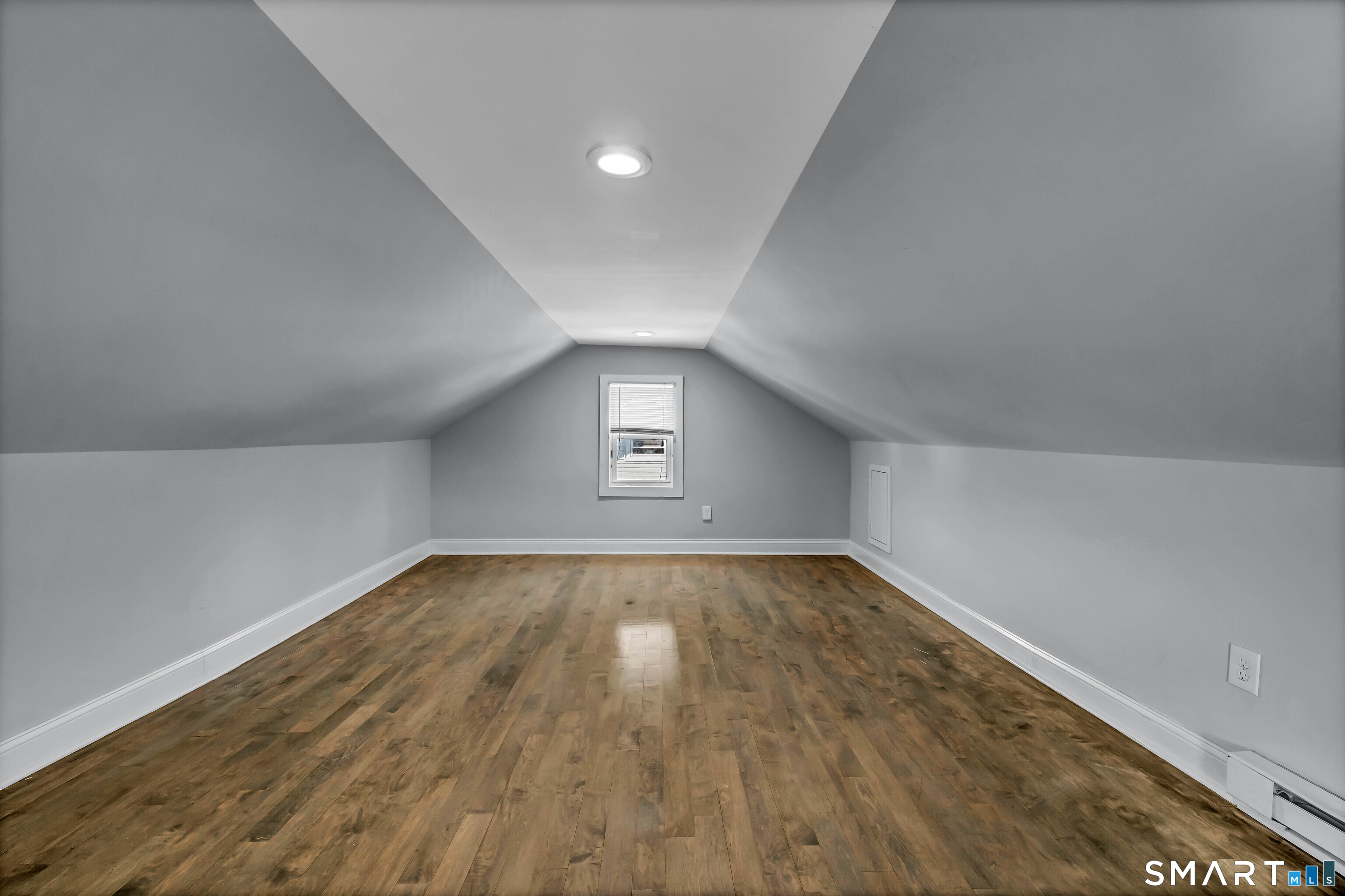 84 Jewett Avenue Bridgeport CT 06606