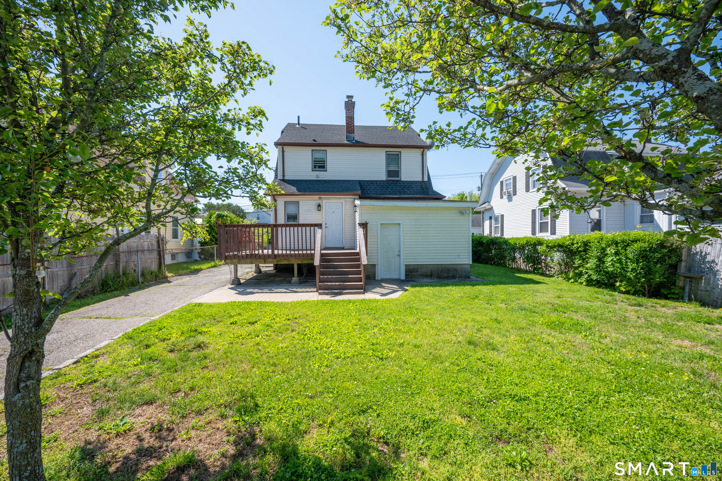 84 Jewett Avenue Bridgeport CT 06606