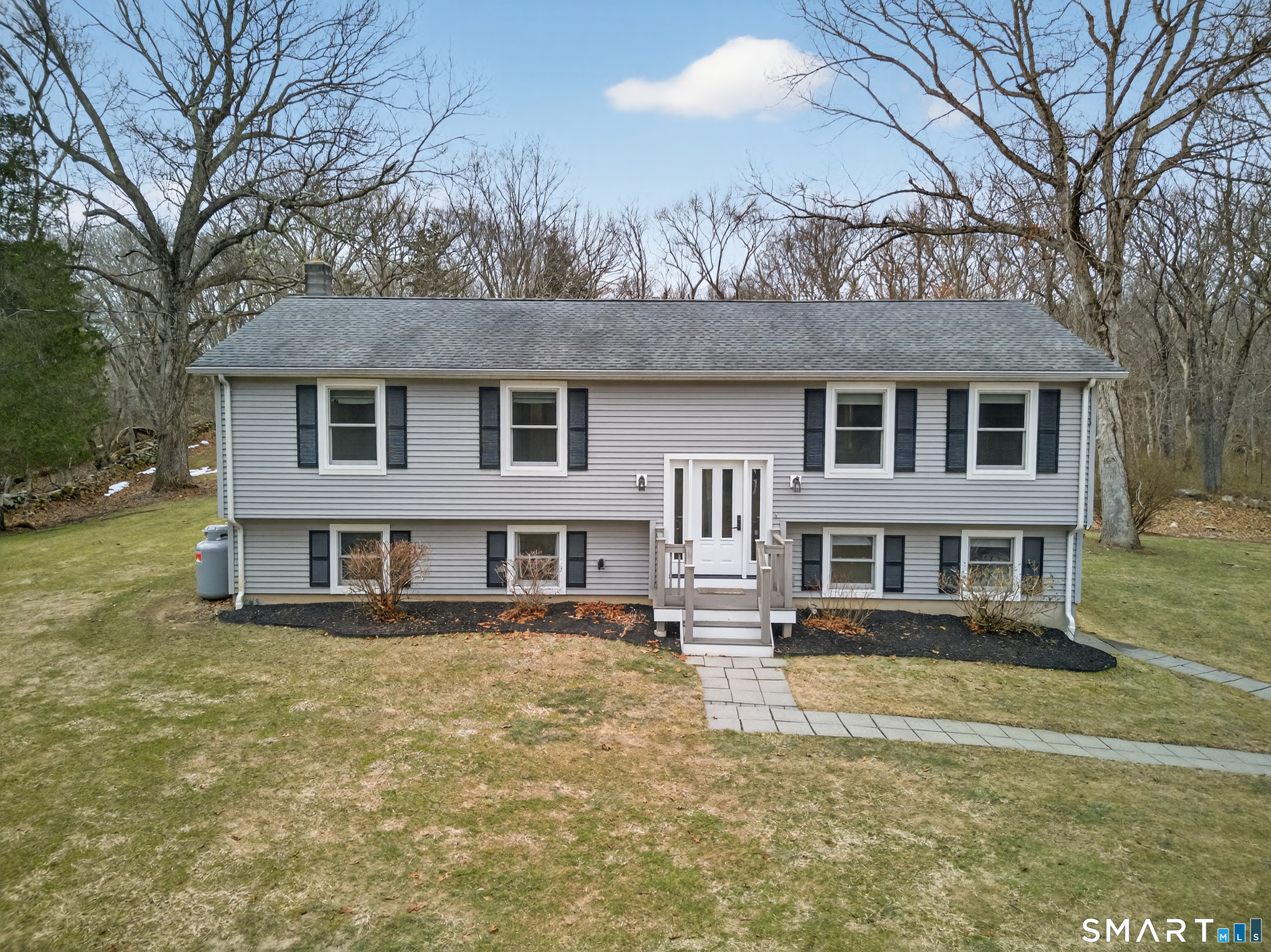 258 Nut Plains Road Guilford CT 06437