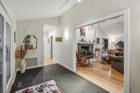 50 Bayberry Hill Road Avon CT 06001
