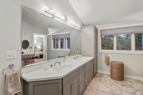 50 Bayberry Hill Road Avon CT 06001