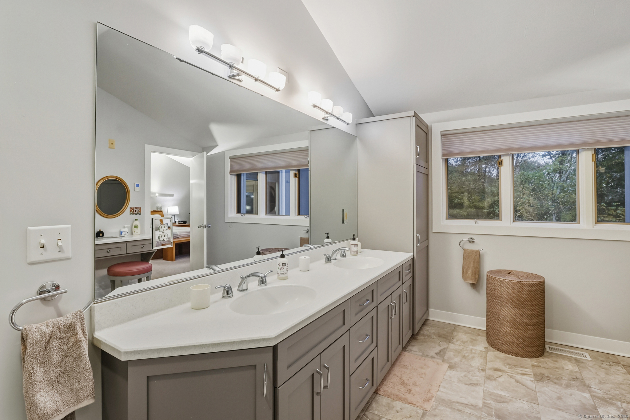 50 Bayberry Hill Road Avon CT 06001