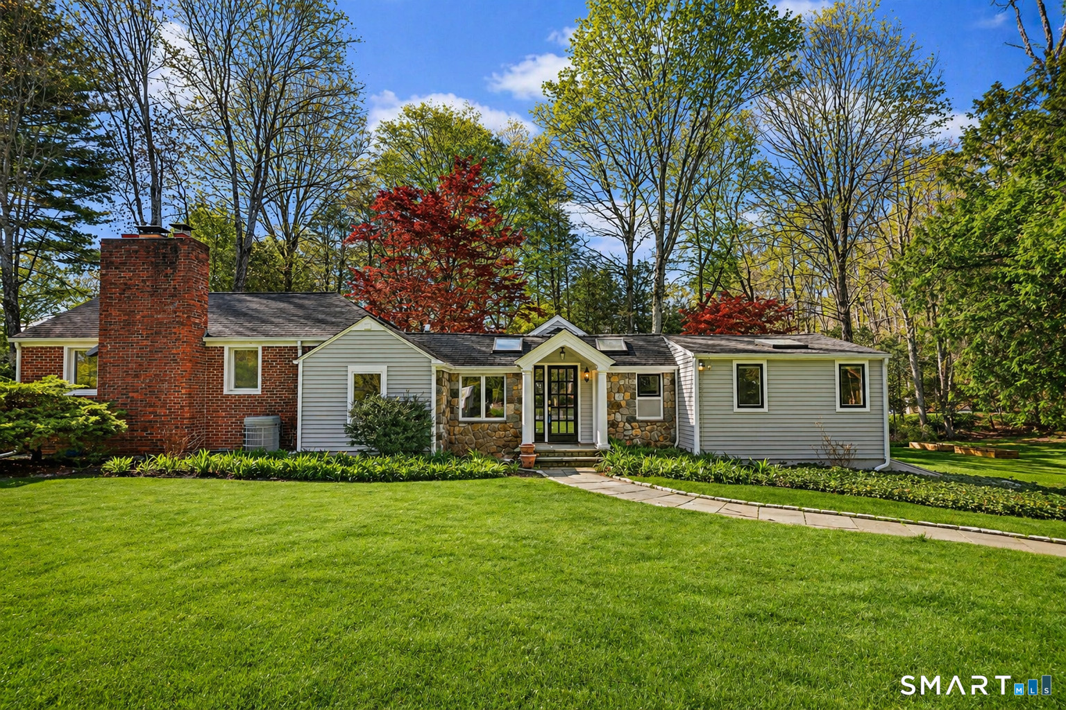 815 Valley Road New Canaan CT 06840