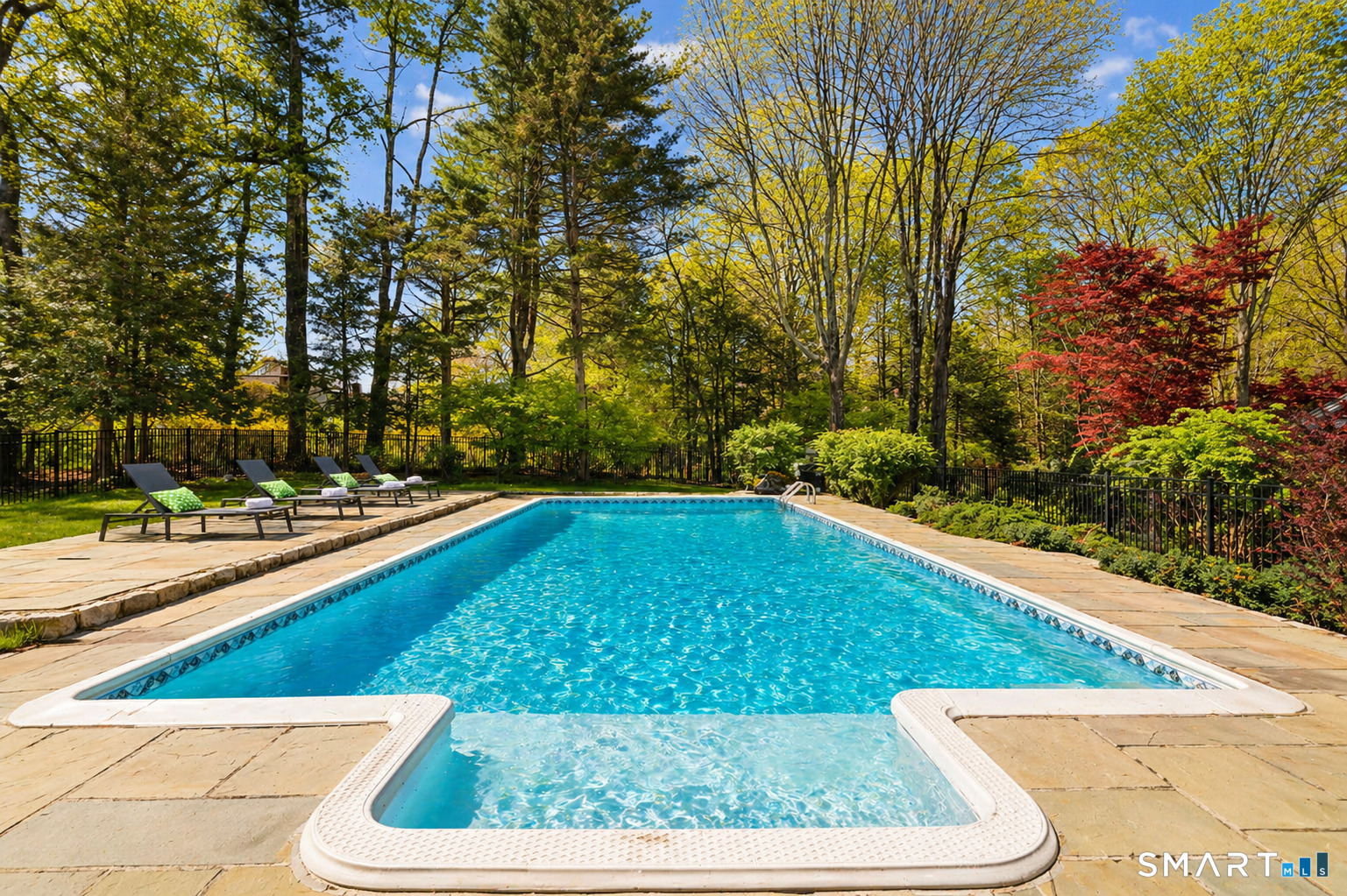 815 Valley Road New Canaan CT 06840