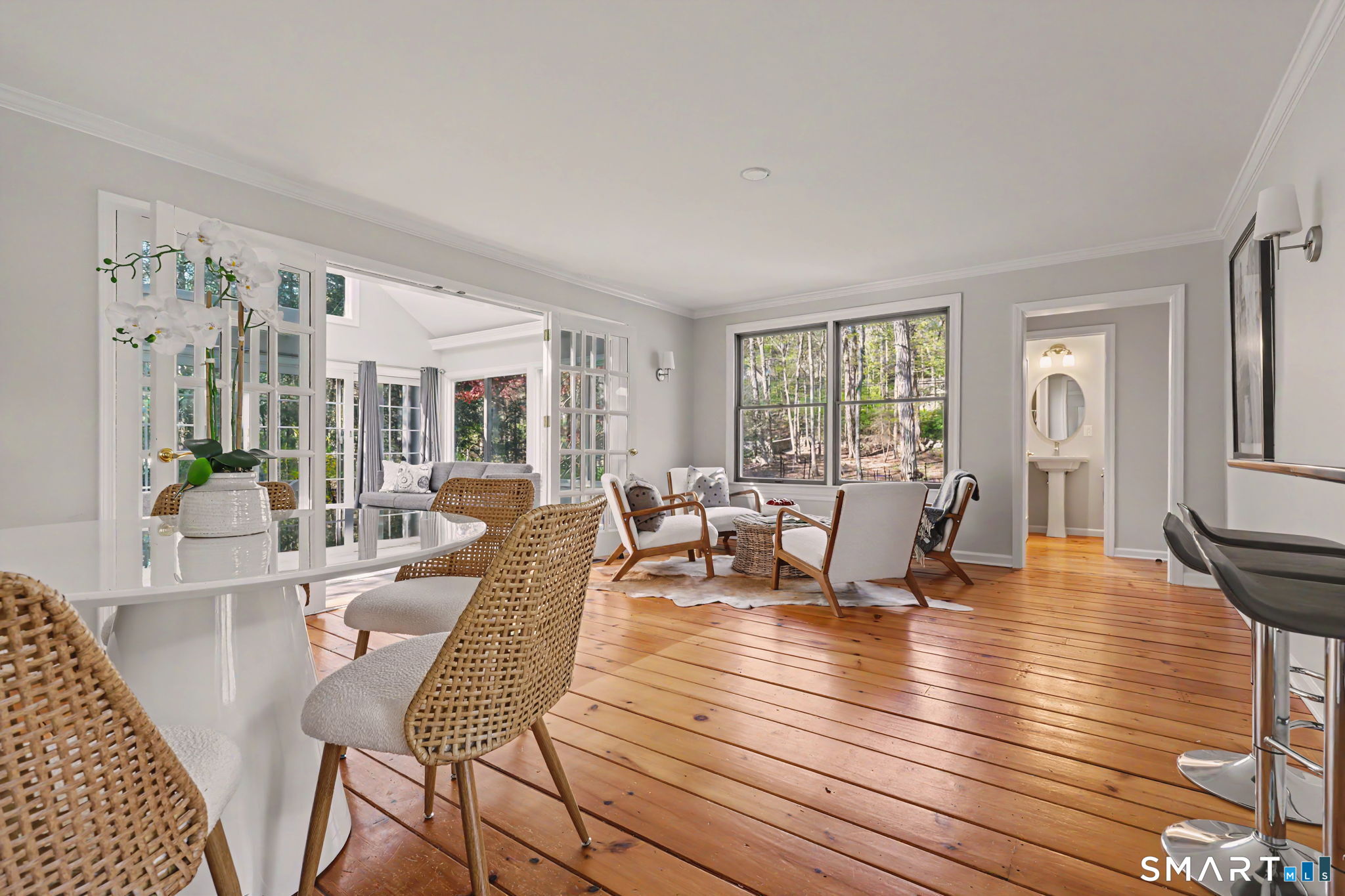 815 Valley Road New Canaan CT 06840