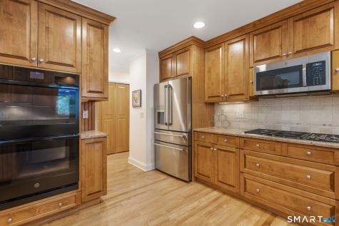 107 Buckboard Lane Fairfield CT 06824