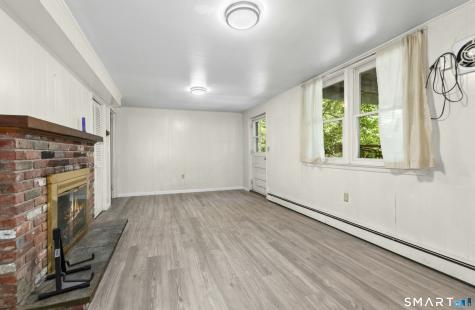8 Oakledge Circle Norwalk CT 06854