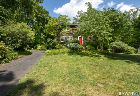 8 Oakledge Circle Norwalk CT 06854
