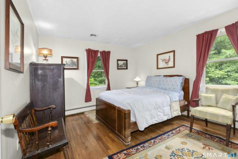 8 Oakledge Circle Norwalk CT 06854