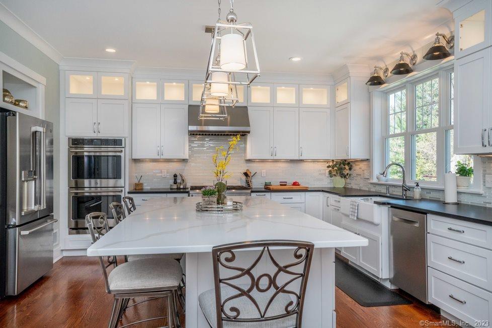 7 Old Farm Drive West Hartford CT 06107