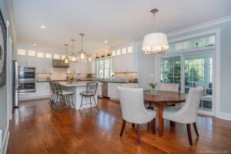 7 Old Farm Drive West Hartford CT 06107