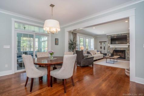 7 Old Farm Drive West Hartford CT 06107