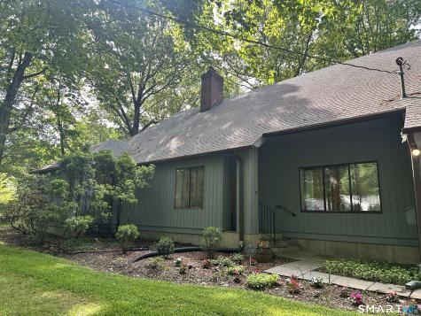 110 Wedgewood Drive Easton CT 06612