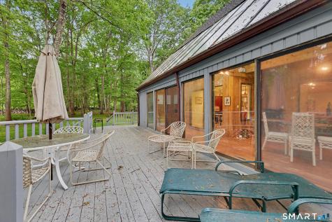 110 Wedgewood Drive Easton CT 06612
