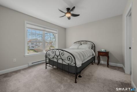 12 Sander Street New London CT 06320