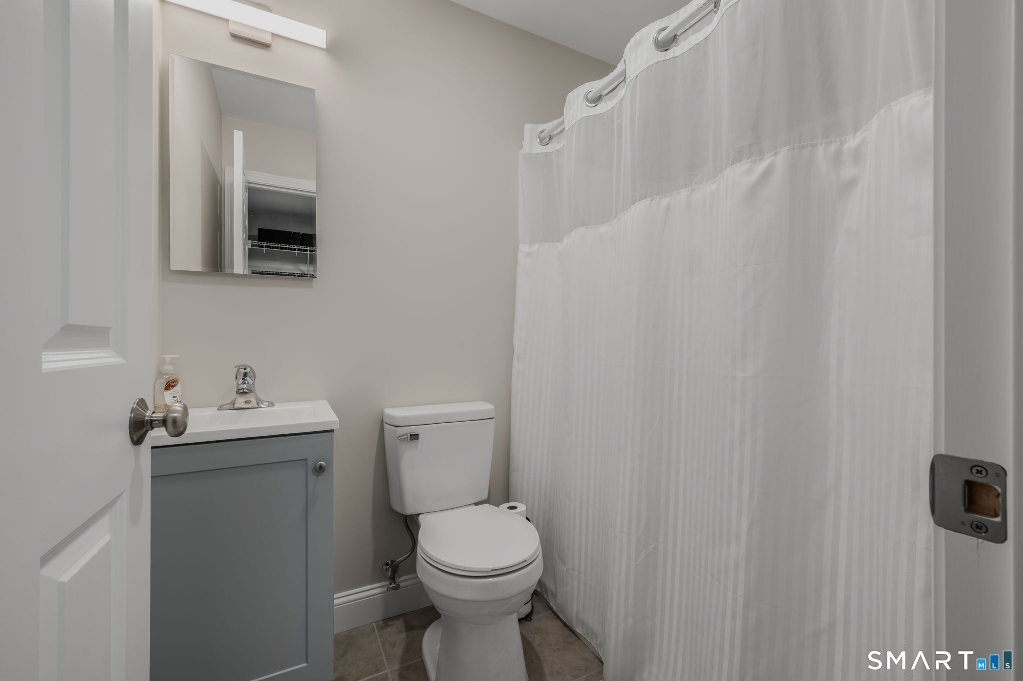 12 Sander Street New London CT 06320