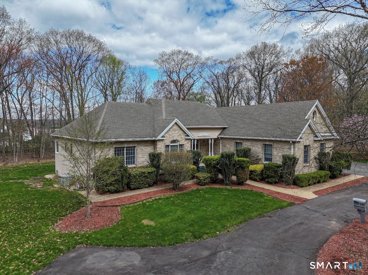 69 Elizabeth Drive Southington CT 06489