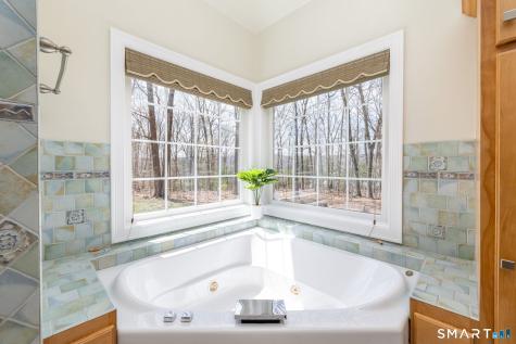 69 Elizabeth Drive Southington CT 06489