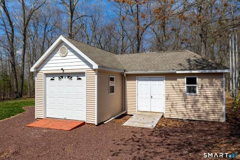 69 Elizabeth Drive Southington CT 06489