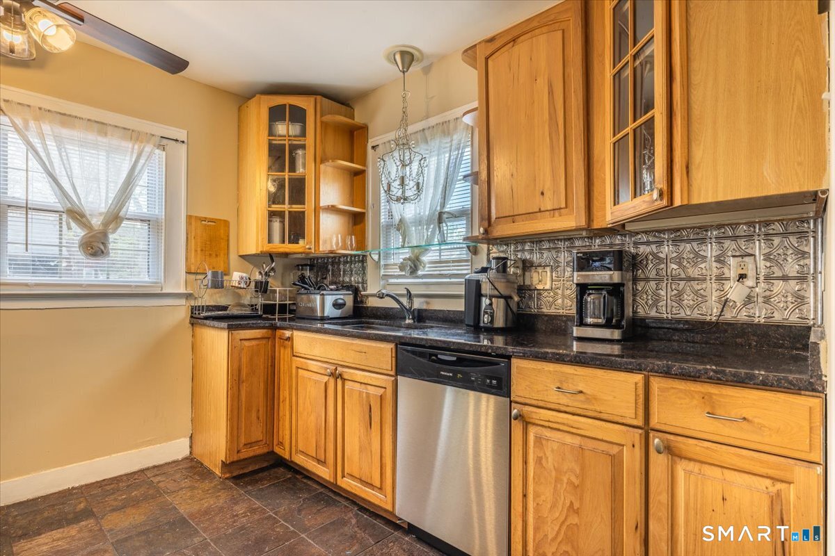 698 Second Avenue West Haven CT 06516