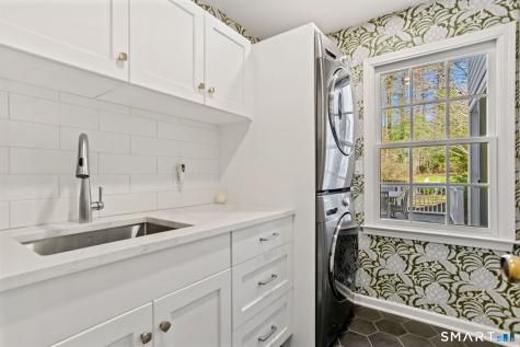 165 Hemlock Hills South Road Fairfield CT 06824