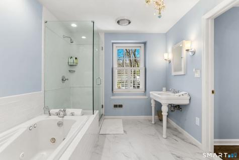 165 Hemlock Hills South Road Fairfield CT 06824