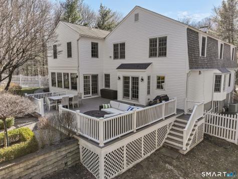 165 Hemlock Hills South Road Fairfield CT 06824