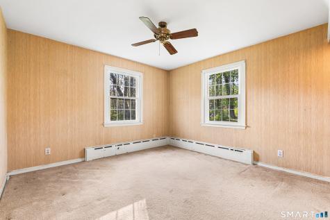 27 Valley Road Shelton CT 06484