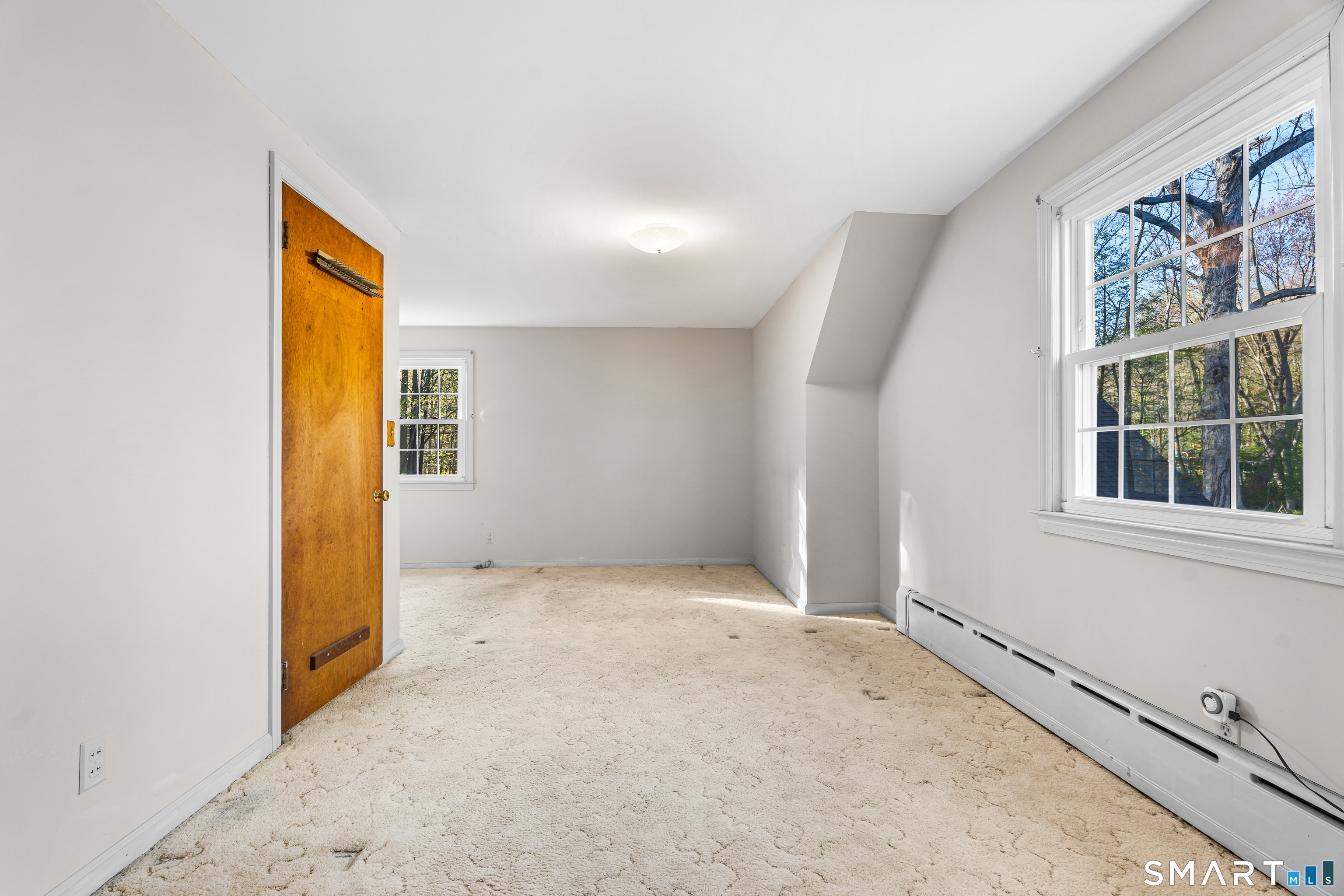 27 Valley Road Shelton CT 06484
